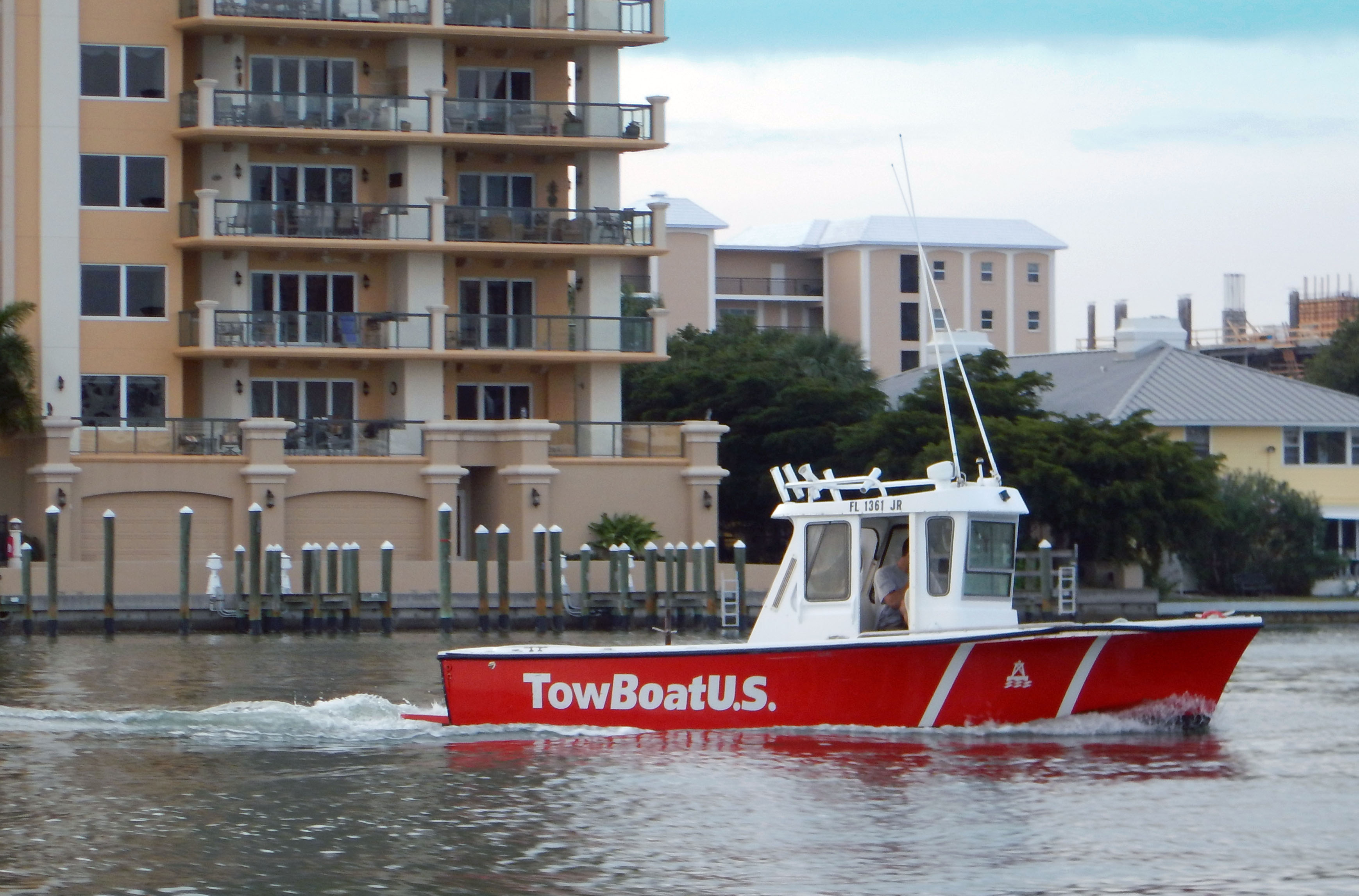 Tiny TowBoatU.S., Sarasota